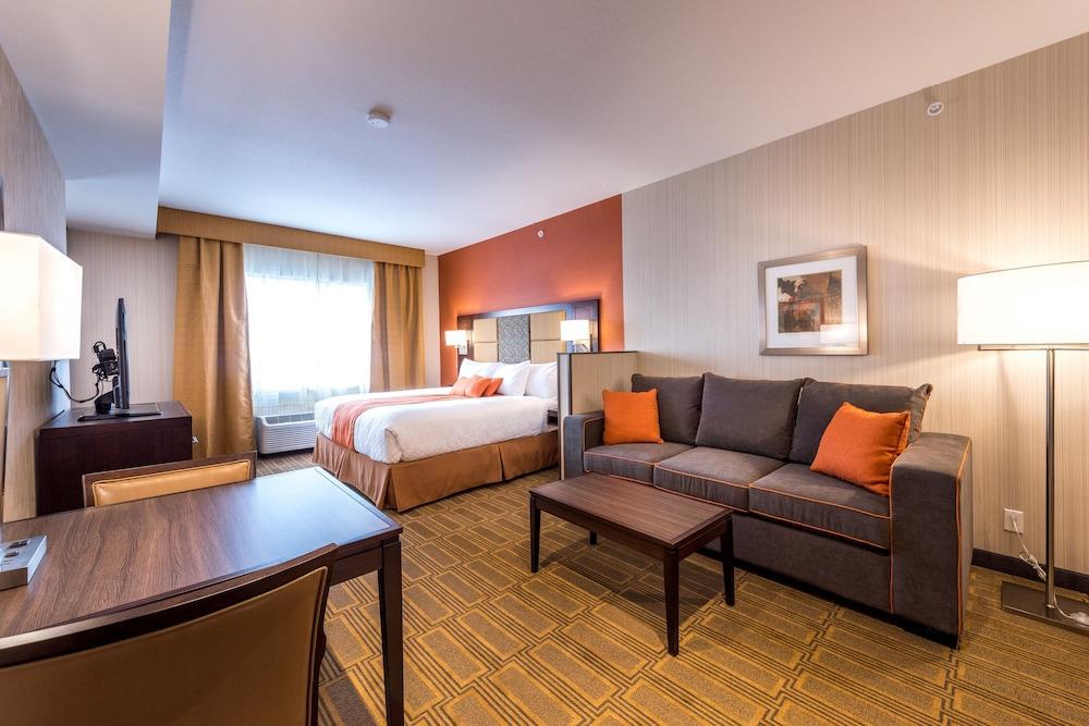 Best Western Plus Chateau Fort St. John Экстерьер фото