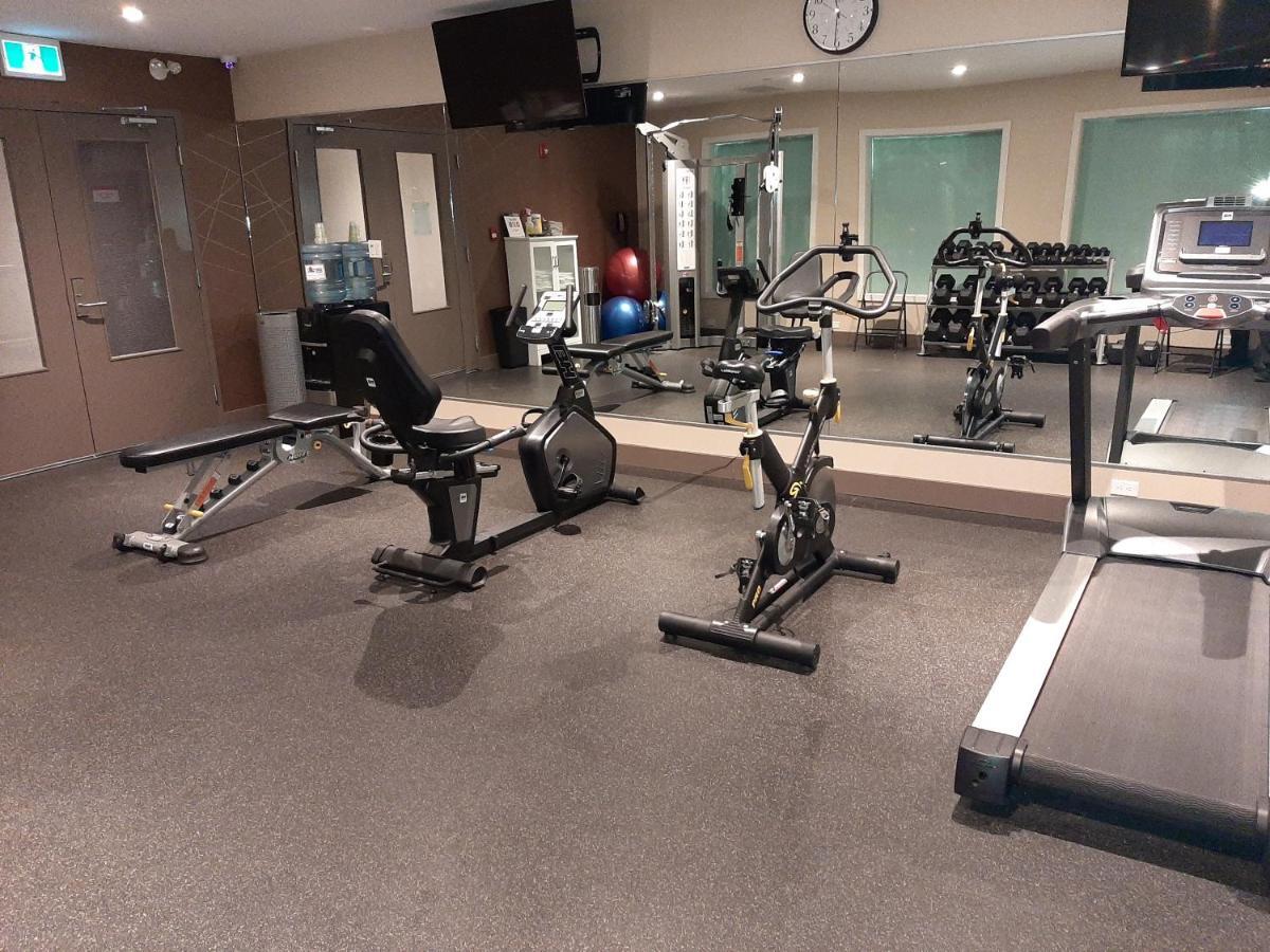 Best Western Plus Chateau Fort St. John Экстерьер фото