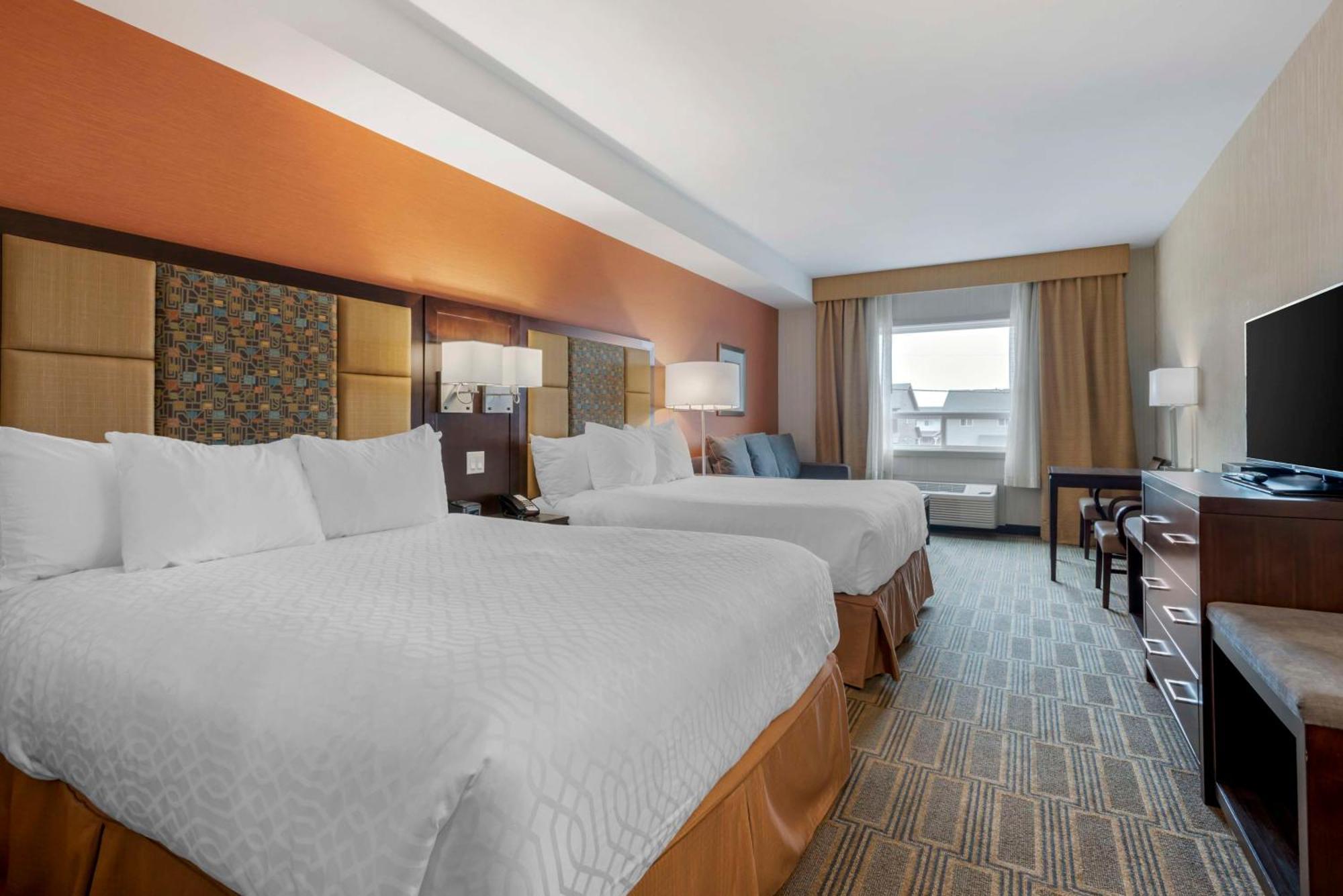 Best Western Plus Chateau Fort St. John Экстерьер фото