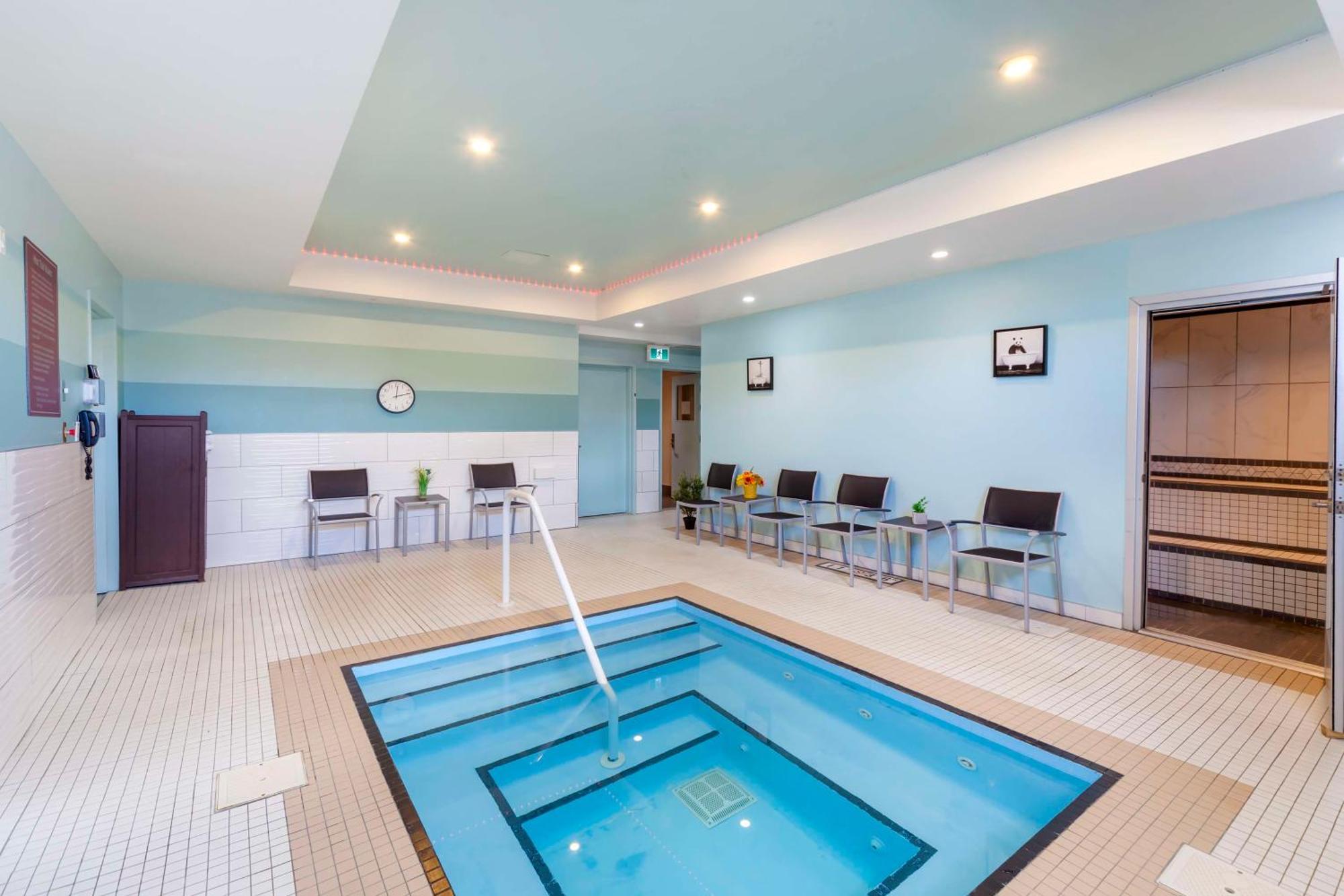 Best Western Plus Chateau Fort St. John Экстерьер фото